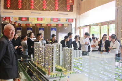 端午粽香情暖人心，皖北二手车市场与房地产经纪携手启动社会回馈活动